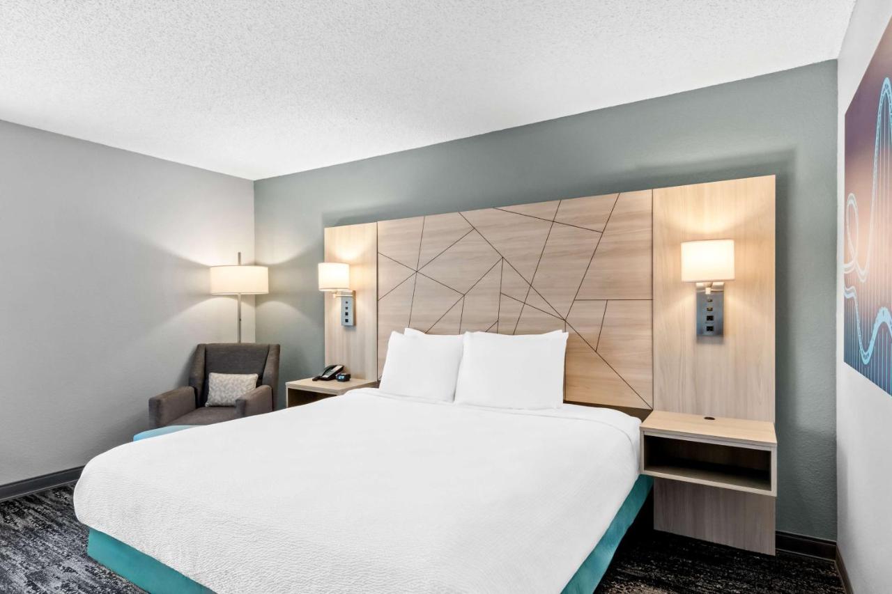  | Days Inn by Wyndham Doswell At the Park