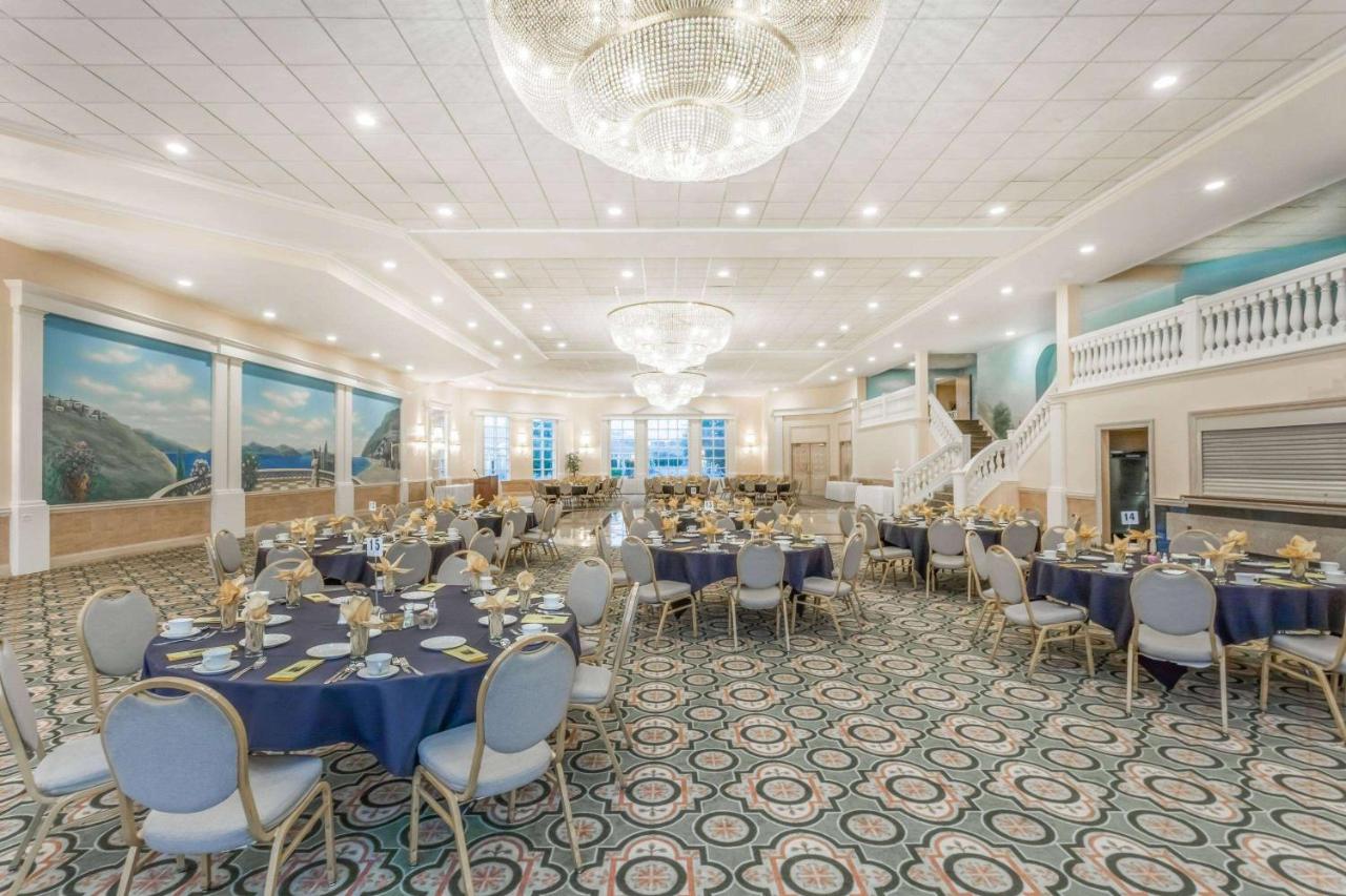  | Ramada by Wyndham Hammond Hotel & Conference Center