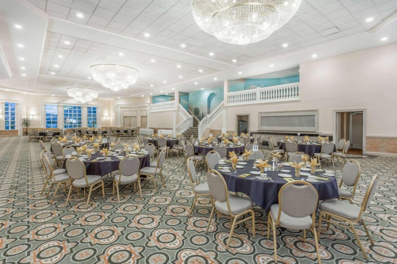  | Ramada by Wyndham Hammond Hotel & Conference Center
