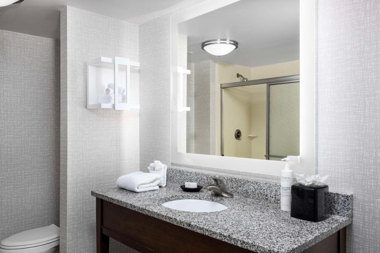 | Hampton Inn & Suites Birmingham/280 East-Eagle Point
