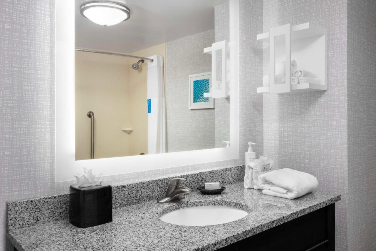 | Hampton Inn & Suites Birmingham/280 East-Eagle Point