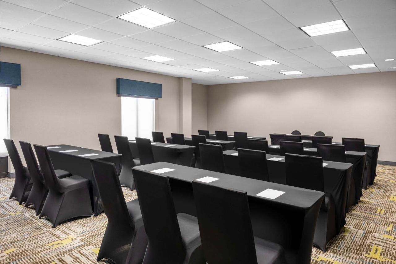 | Hampton Inn & Suites Birmingham/280 East-Eagle Point