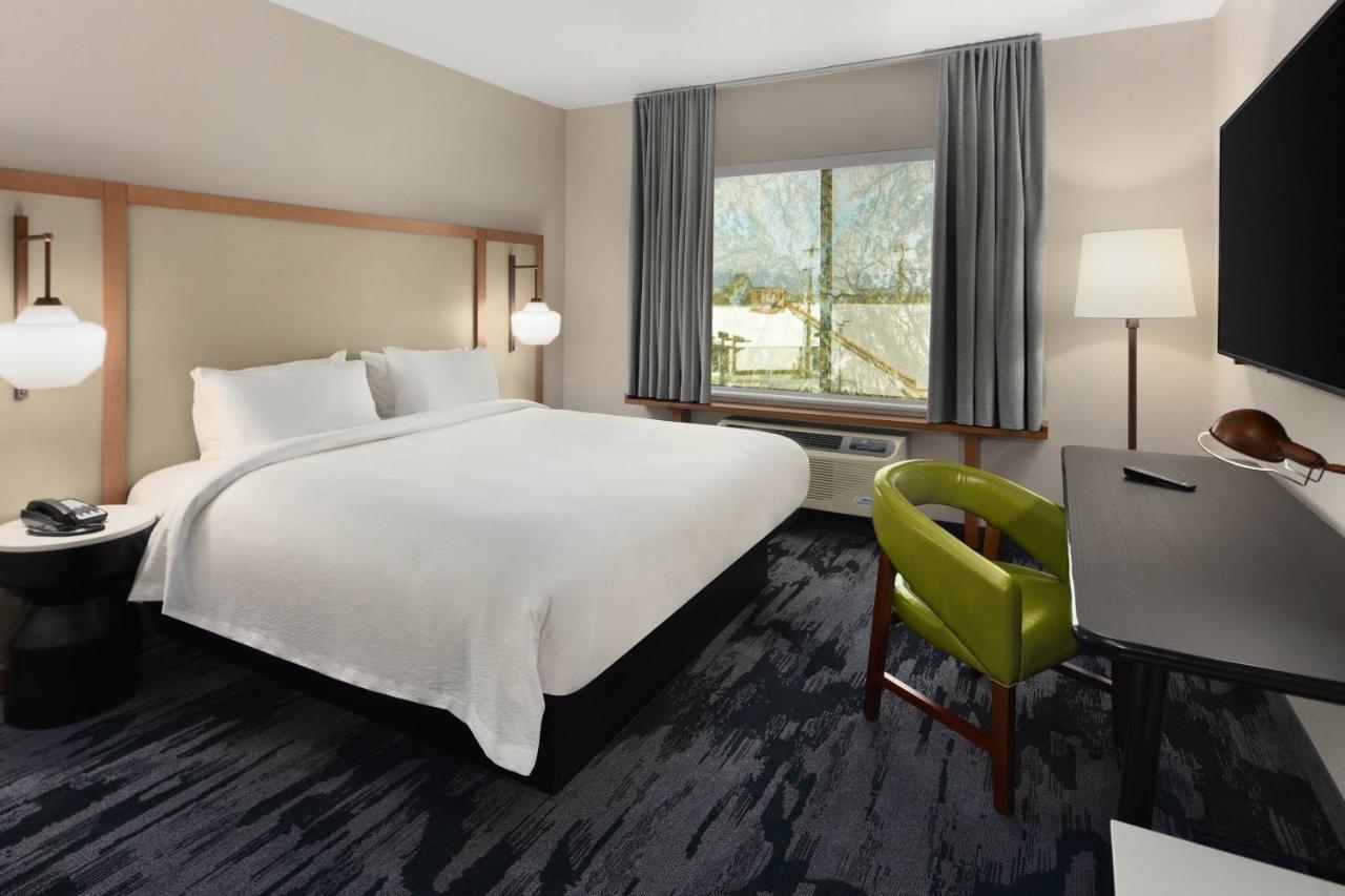 | Fairfield by Marriott Inn & Suites Anaheim Los Alamitos