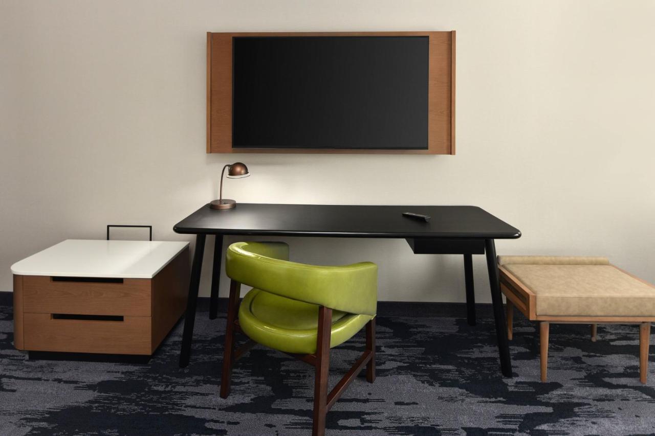 | Fairfield by Marriott Inn & Suites Anaheim Los Alamitos