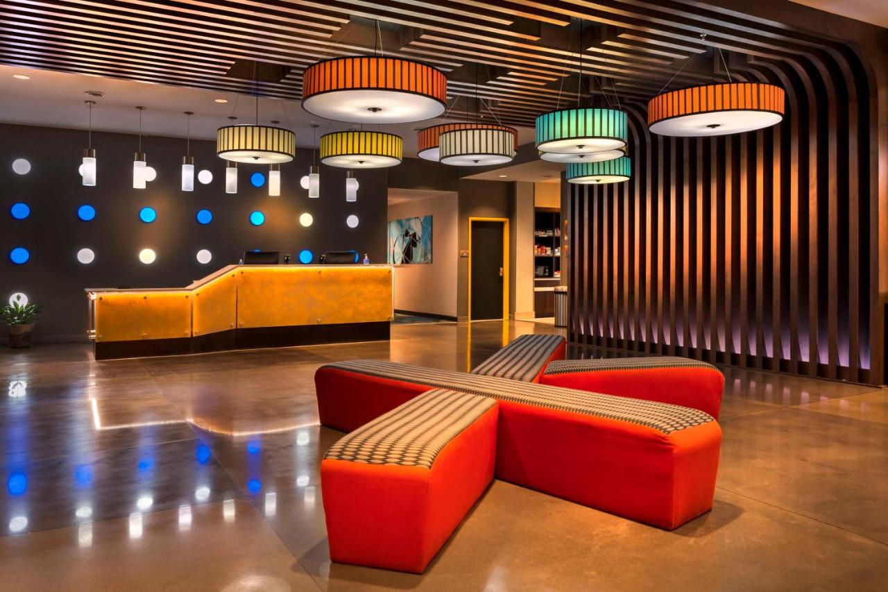 | GLō Best Western Asheville Tunnel Road