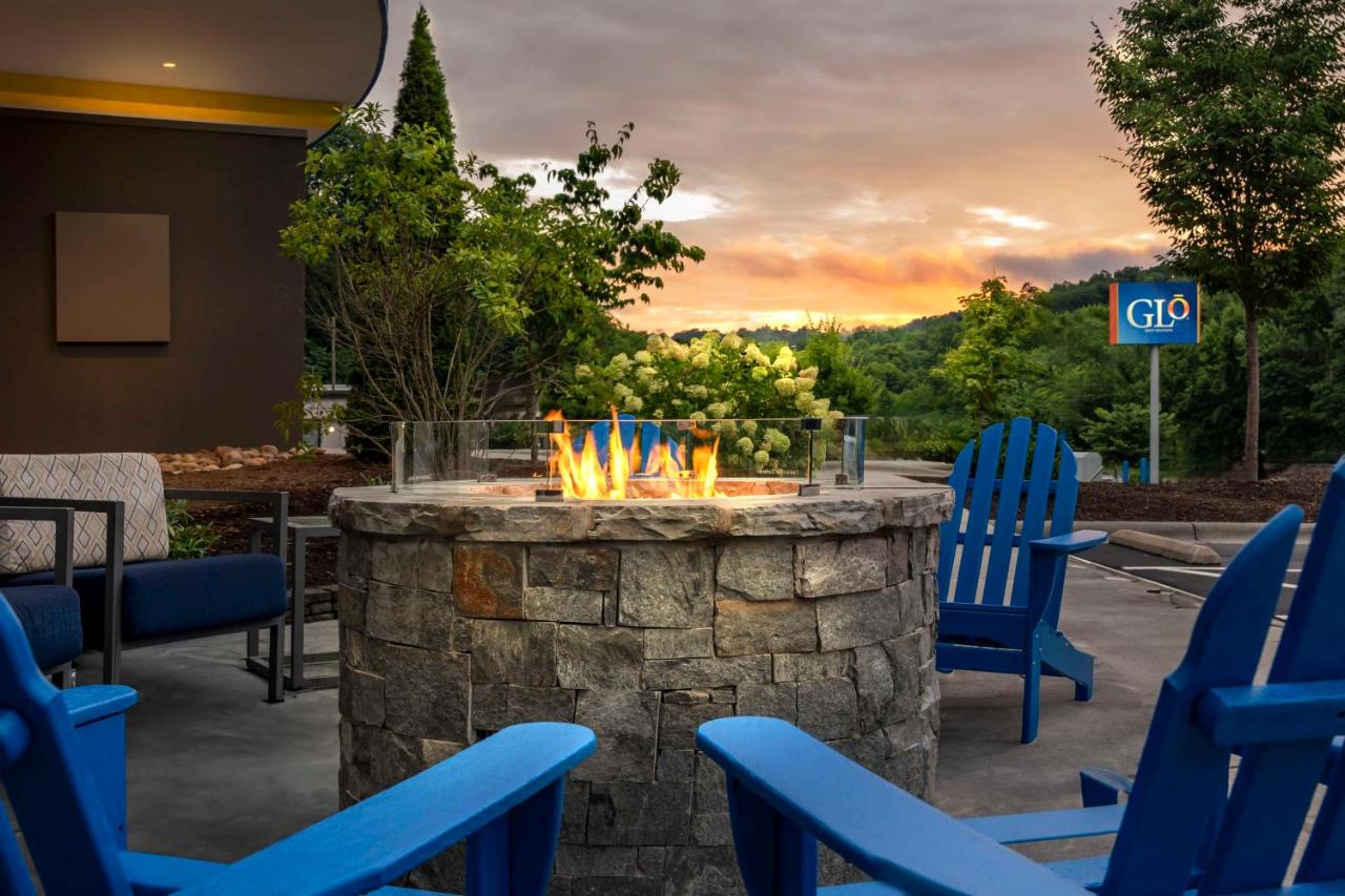 | GLō Best Western Asheville Tunnel Road