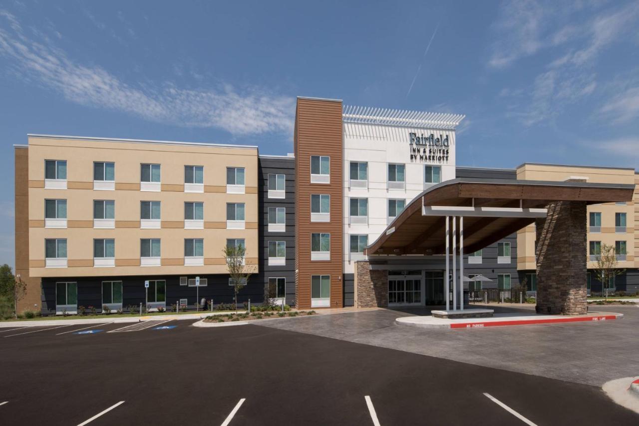 | Fairfield Inn & Suites by Marriott Little Rock Airport