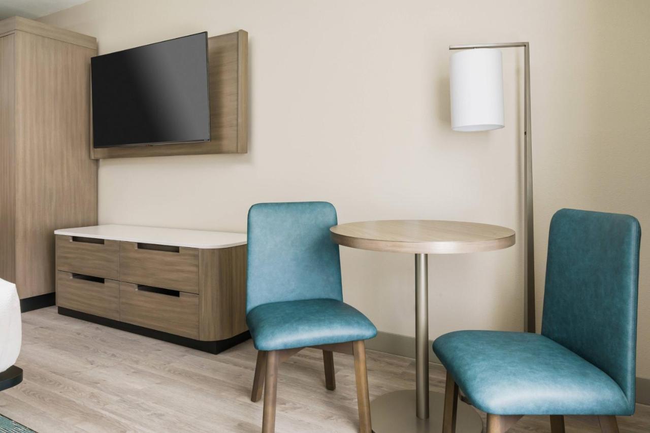  | Fairfield Inn & Suites by Marriott Marathon Florida Keys