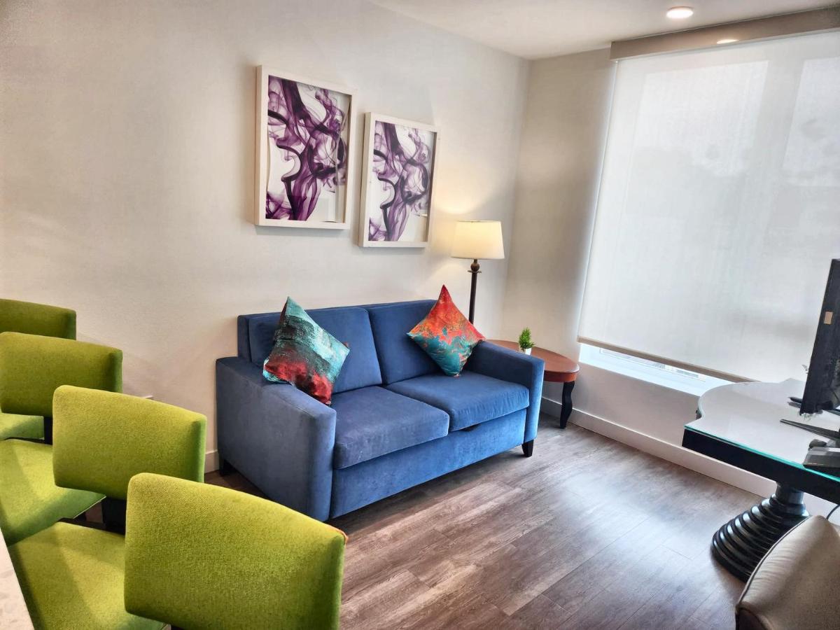 | GORGEOUS Hollywood living los Angeles's best location