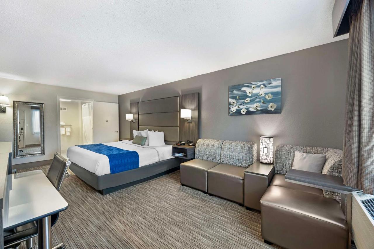 King Room - Disability Access/Non-Smoking at Best Western Dickson