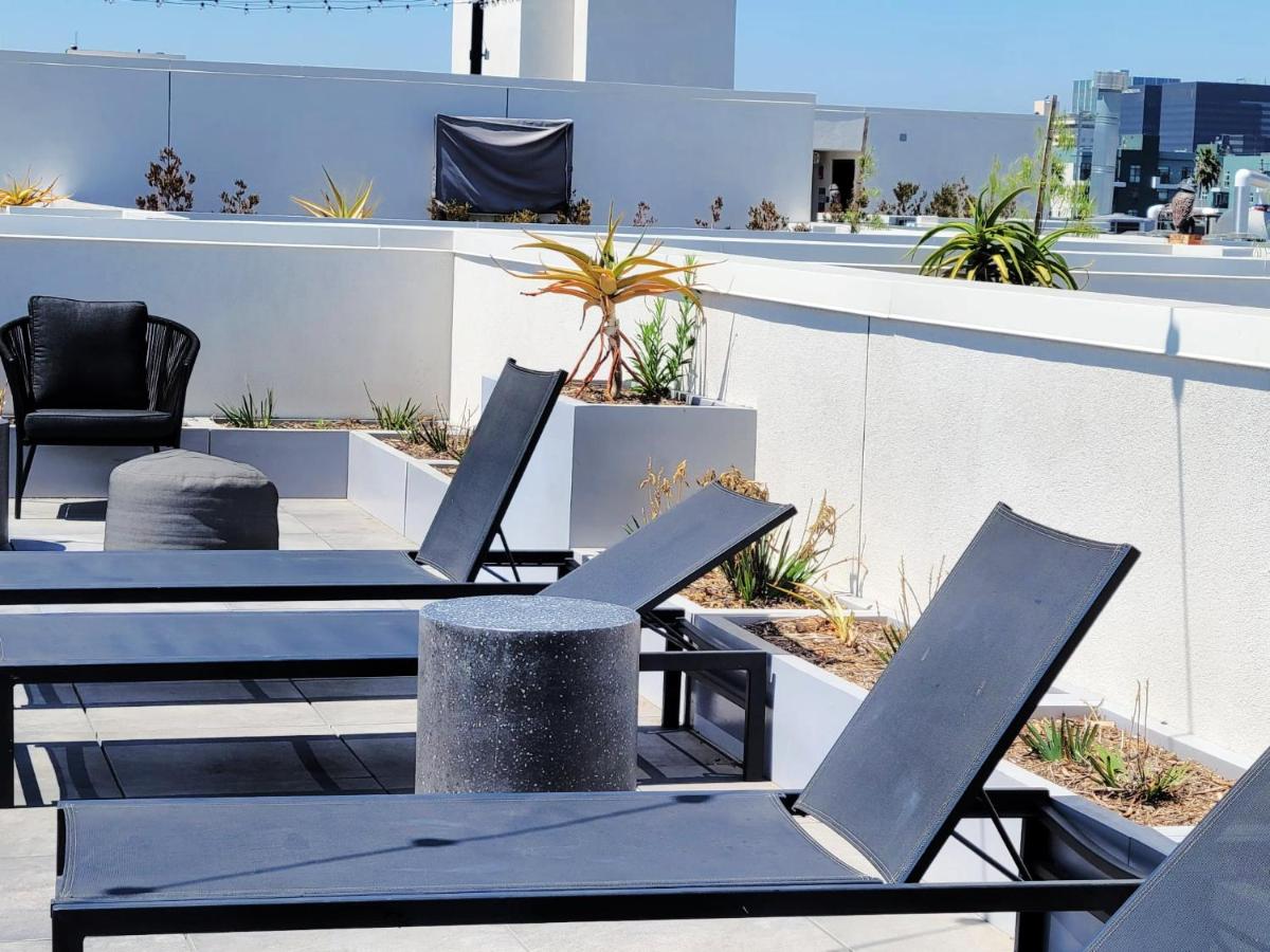 | GORGEOUS Hollywood living los Angeles's best location
