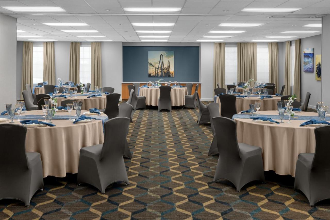 | Residence Inn By Marriott Santa Clarita Valencia