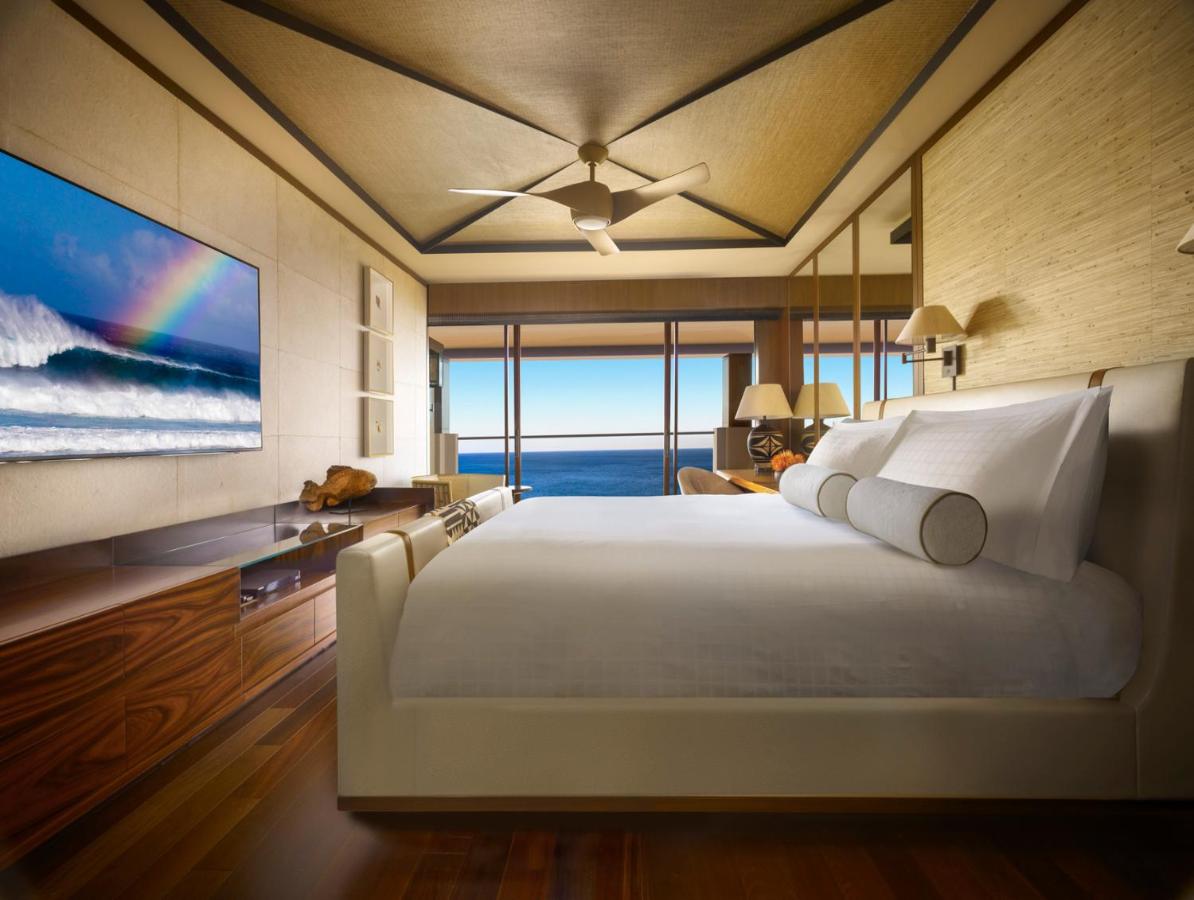 Four Seasons Ocean Front Studio Suite with King Bed at Four Seasons Resort Lanai