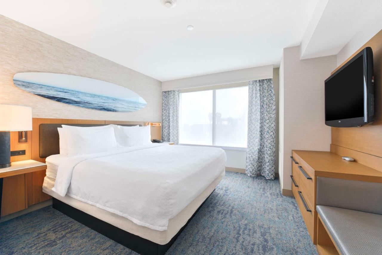 King Suite with Sofa Bed at Hilton Garden Inn LAX El Segundo