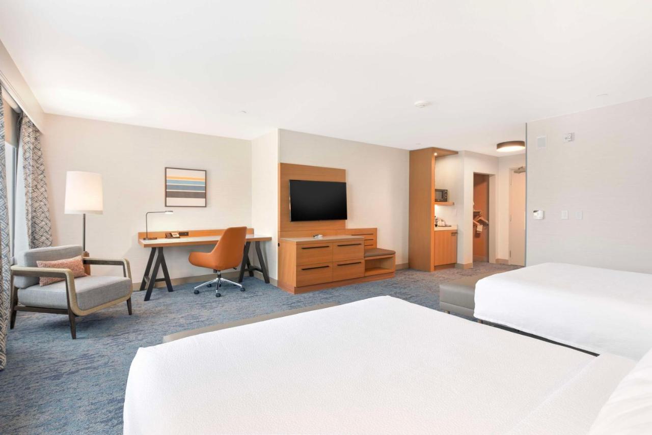 Queen Room with Two Queen Beds and Bath Tub - Disability Access at Hilton Garden Inn LAX El Segundo