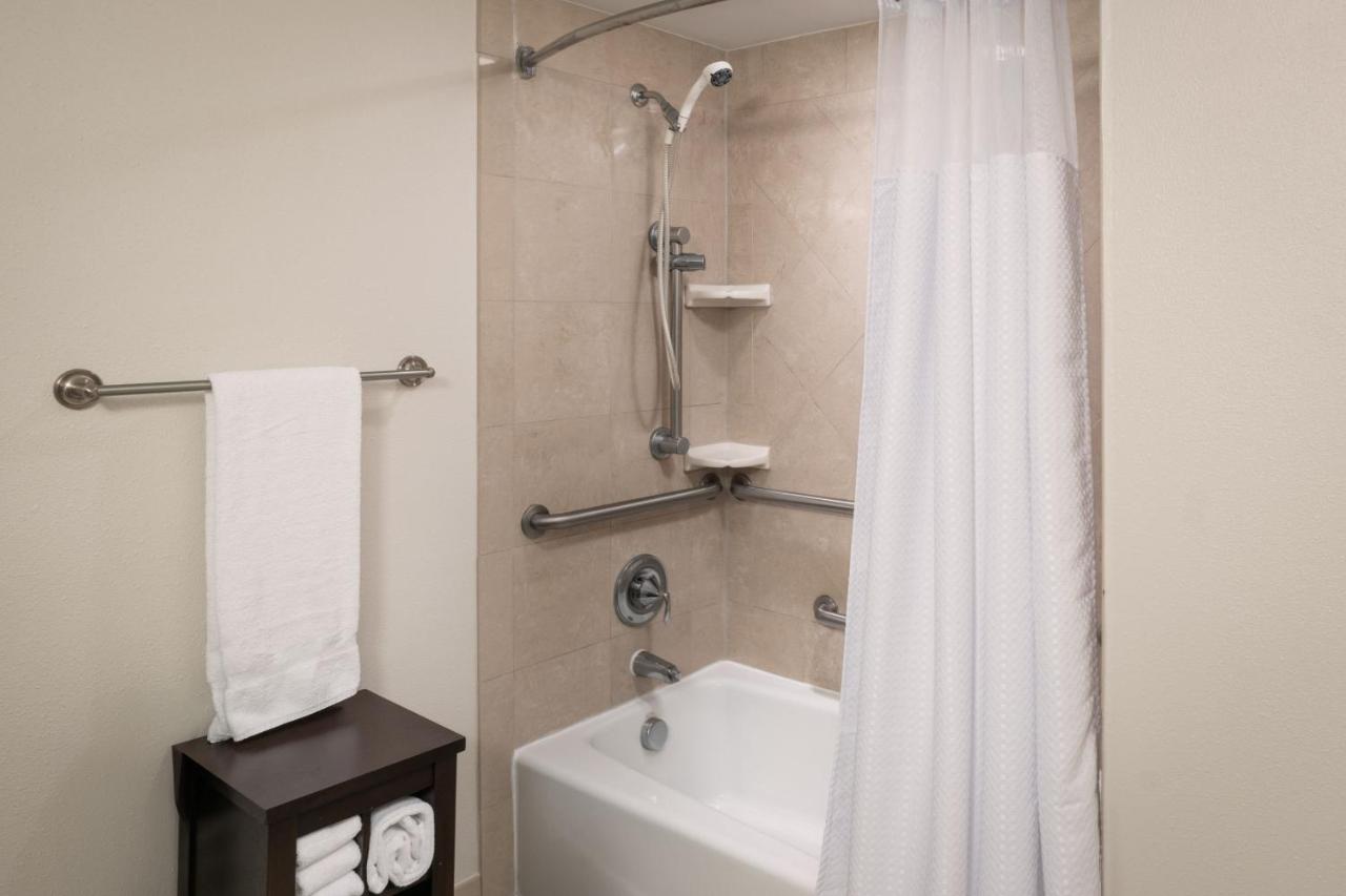 King Room with Sofa Bed and Roll-in Shower - Mobility and Hearing Accessible at Courtyard Jacksonville Orange Park