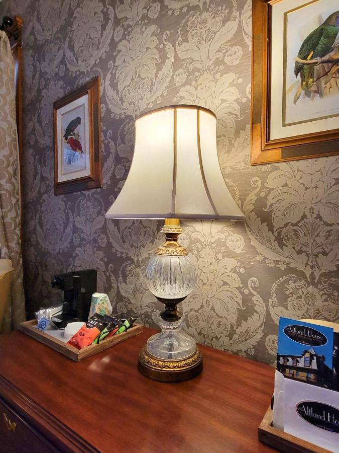 | Altland House Inn & Suites