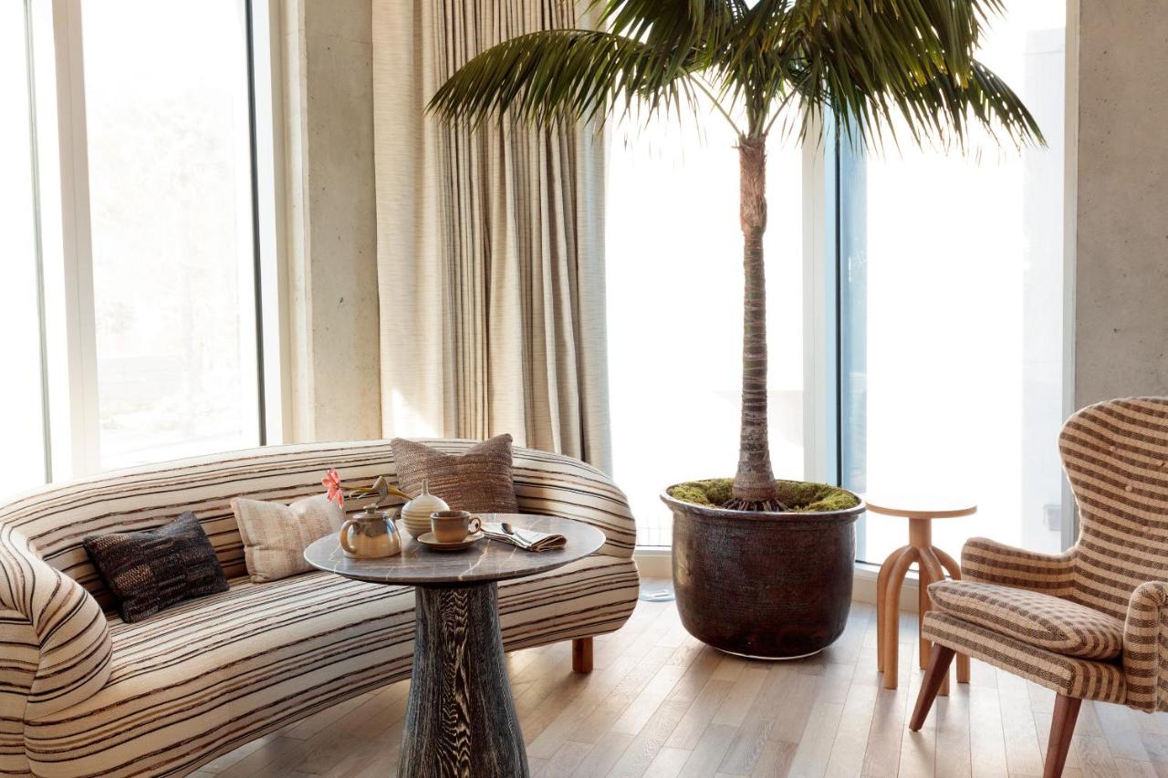 | Santa Monica Proper Hotel, a Member of Design Hotels