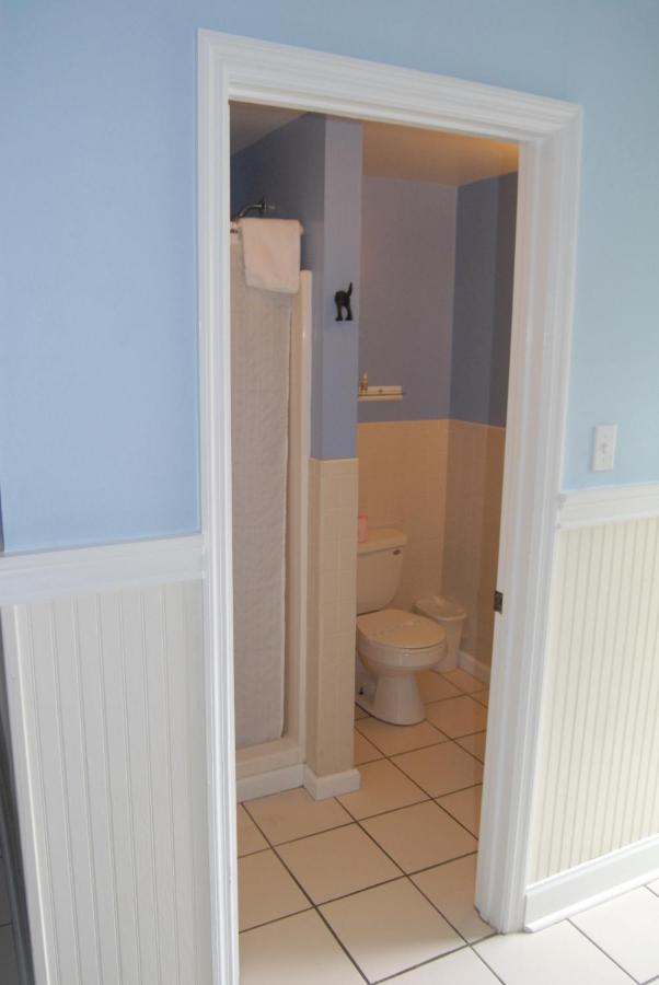 Queen Room - Disability Access at Ibis Bay Beach Resort