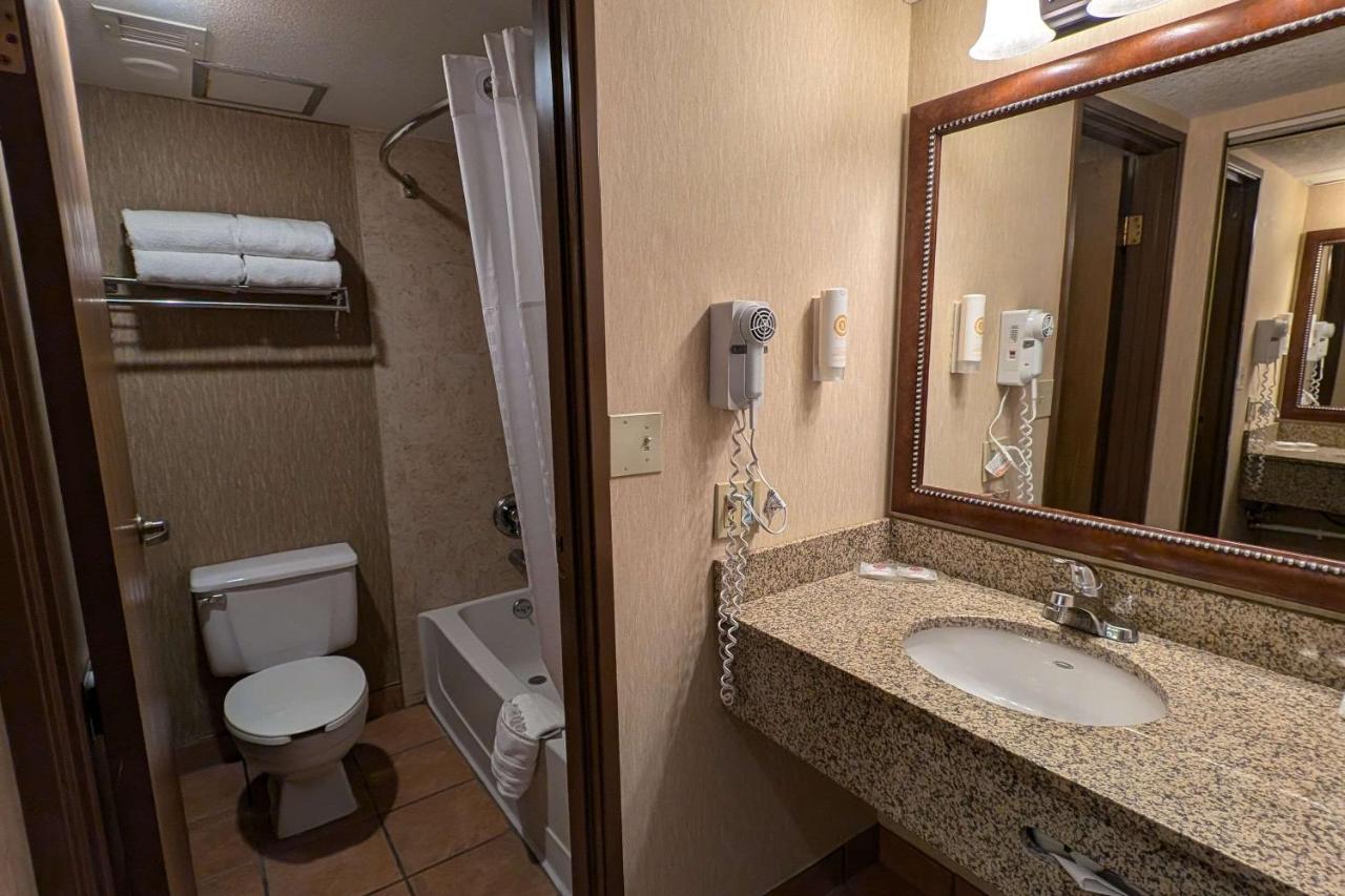 Queen Room with Two Queen Beds at Comfort Inn Near Vail Beaver Creek