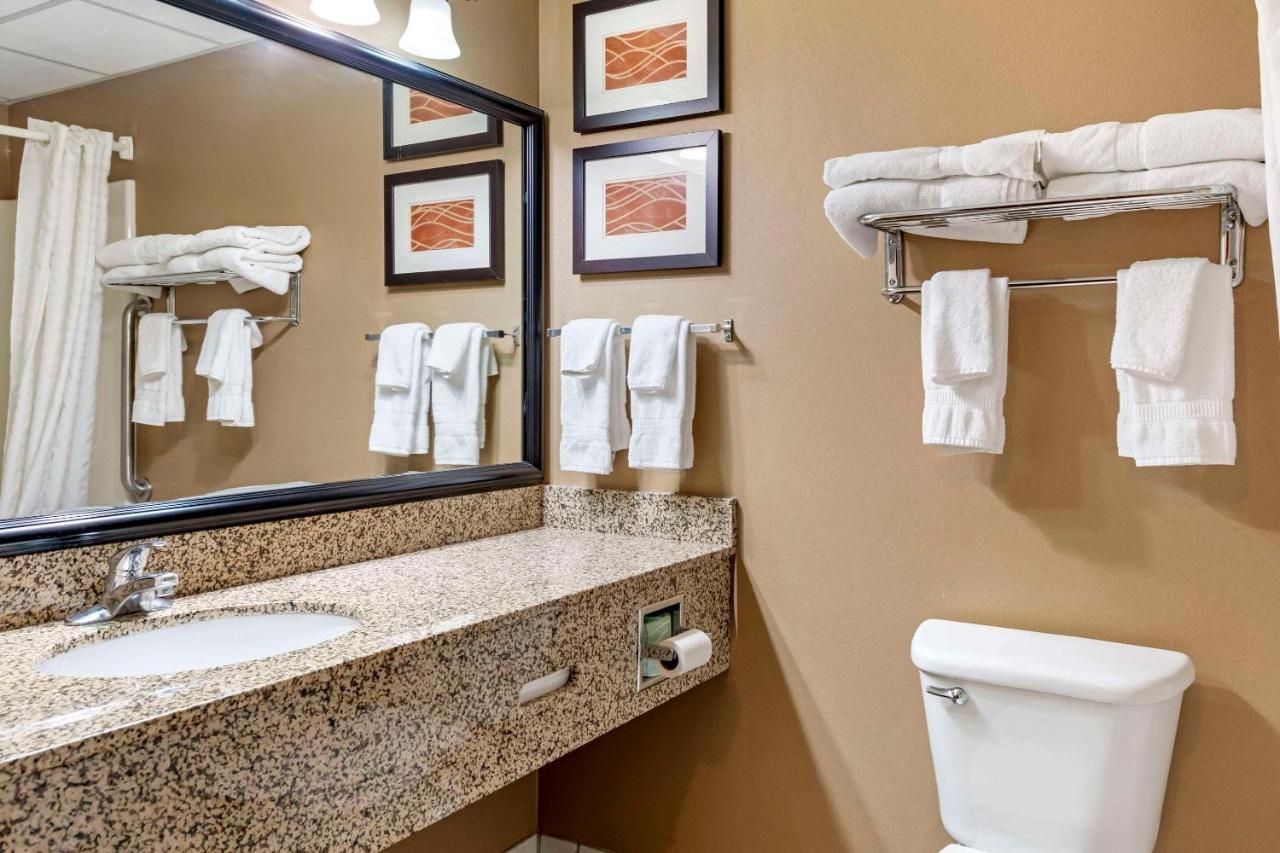 Queen Room with Two Queen Beds - Non-Smoking at Comfort Inn Albert Lea at Trails Travel Center