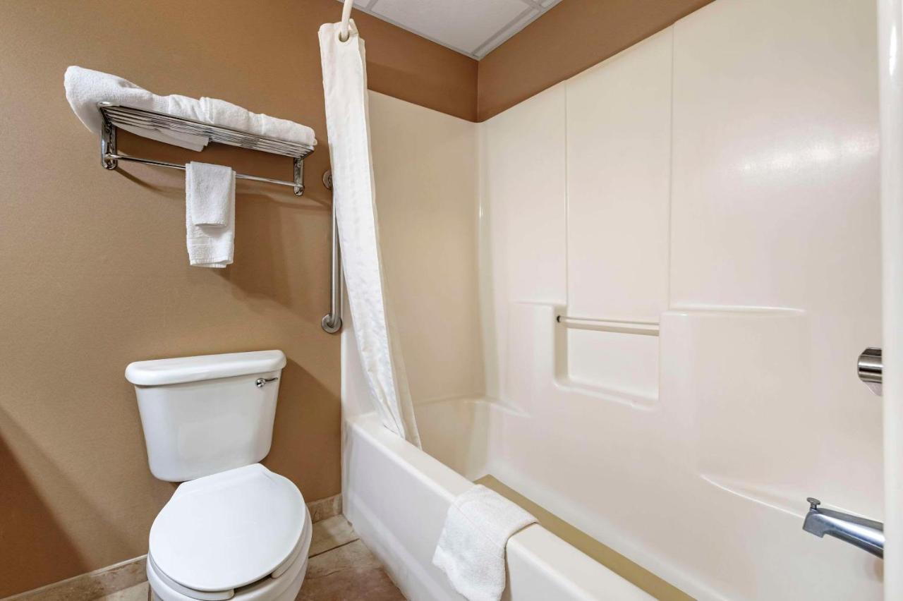 Queen Suite - Non-Smoking at Comfort Inn Albert Lea at Trails Travel Center