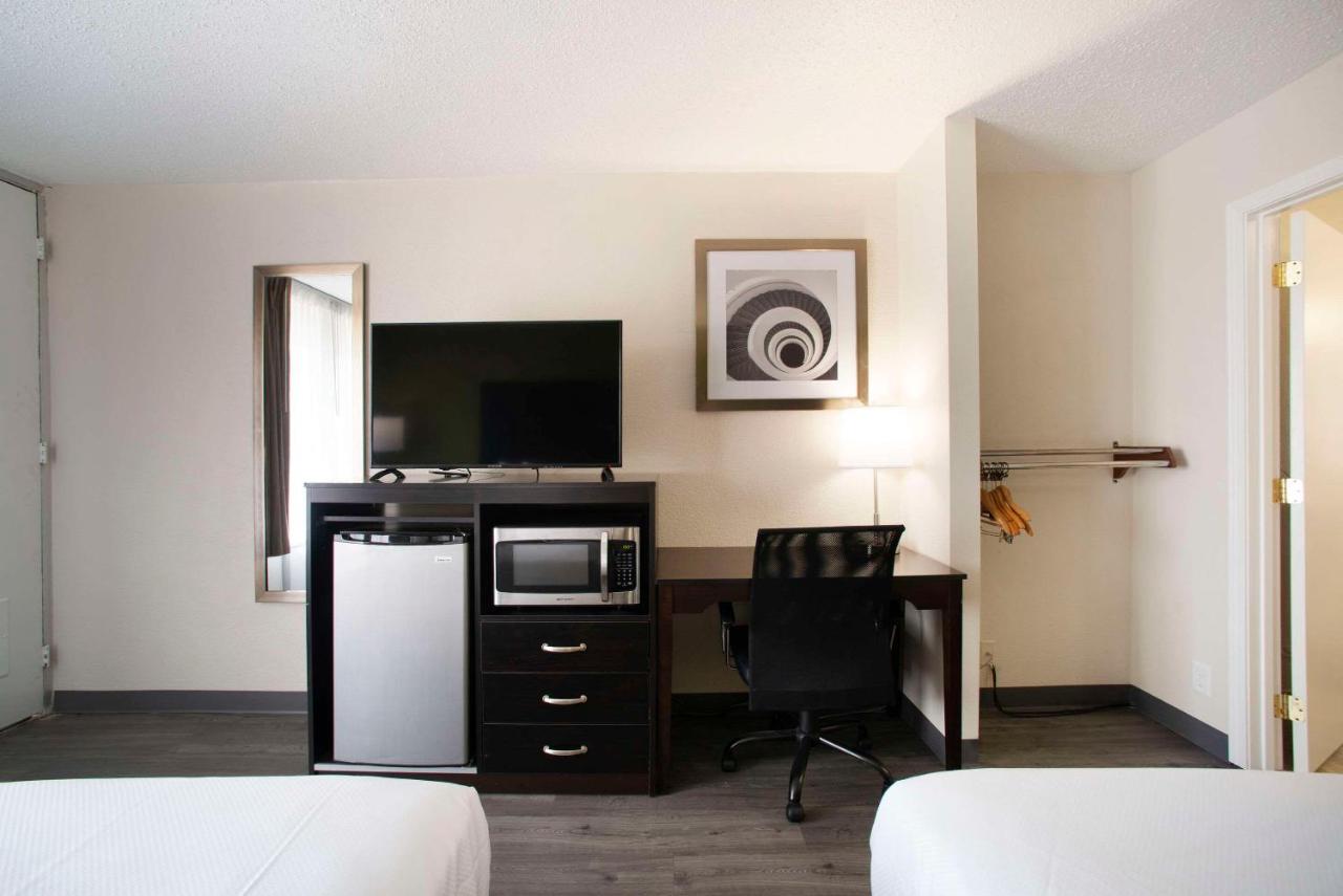 Efficiency Business Double Room with Two Double Beds - Accessible/Non-Smoking at Quality Inn & Suites Vandalia near I-70 and Hwy 51