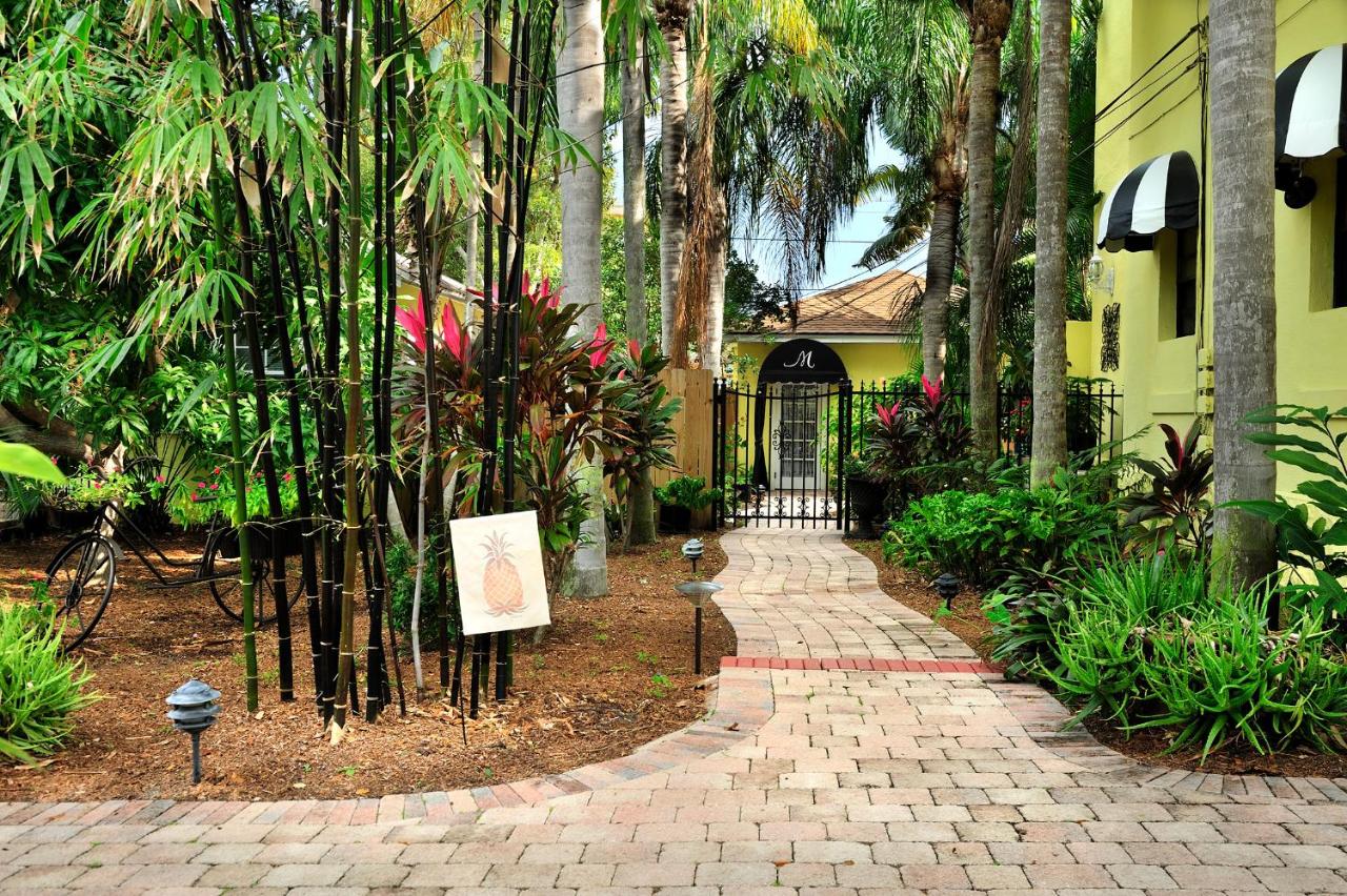 | Mango Inn Bed and Breakfast