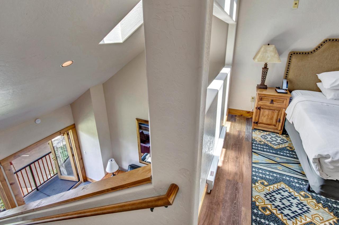  | Mountain Lodge Telluride