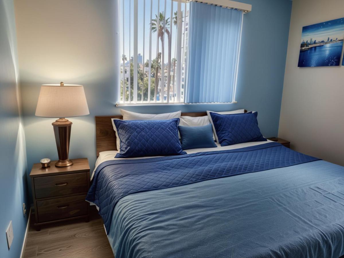  | Melrose 2 Bedroom Hollywood Apartments
