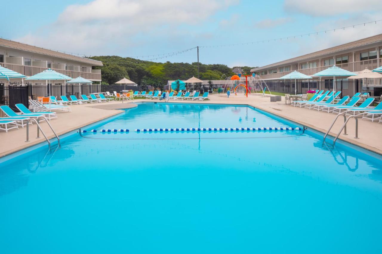 | Harbor Hotel Provincetown