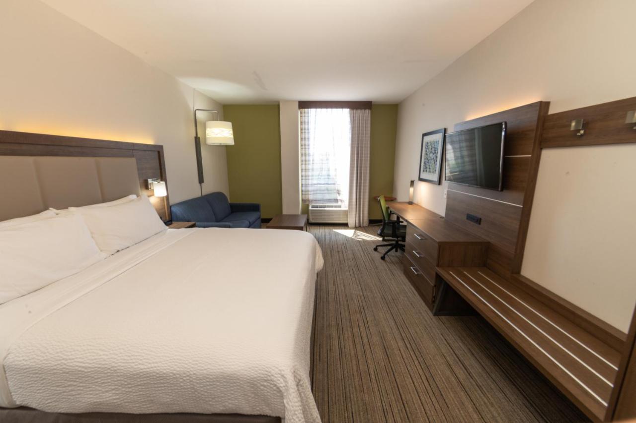 | Holiday Inn Express - Grand Island, an IHG Hotel