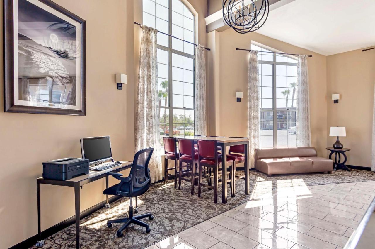  | Best Western China Lake Inn