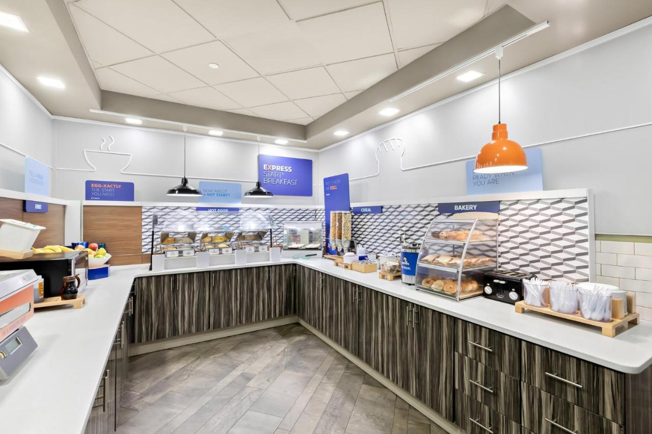  | Holiday Inn Express Atlanta NW - Galleria Area, an IHG Hotel
