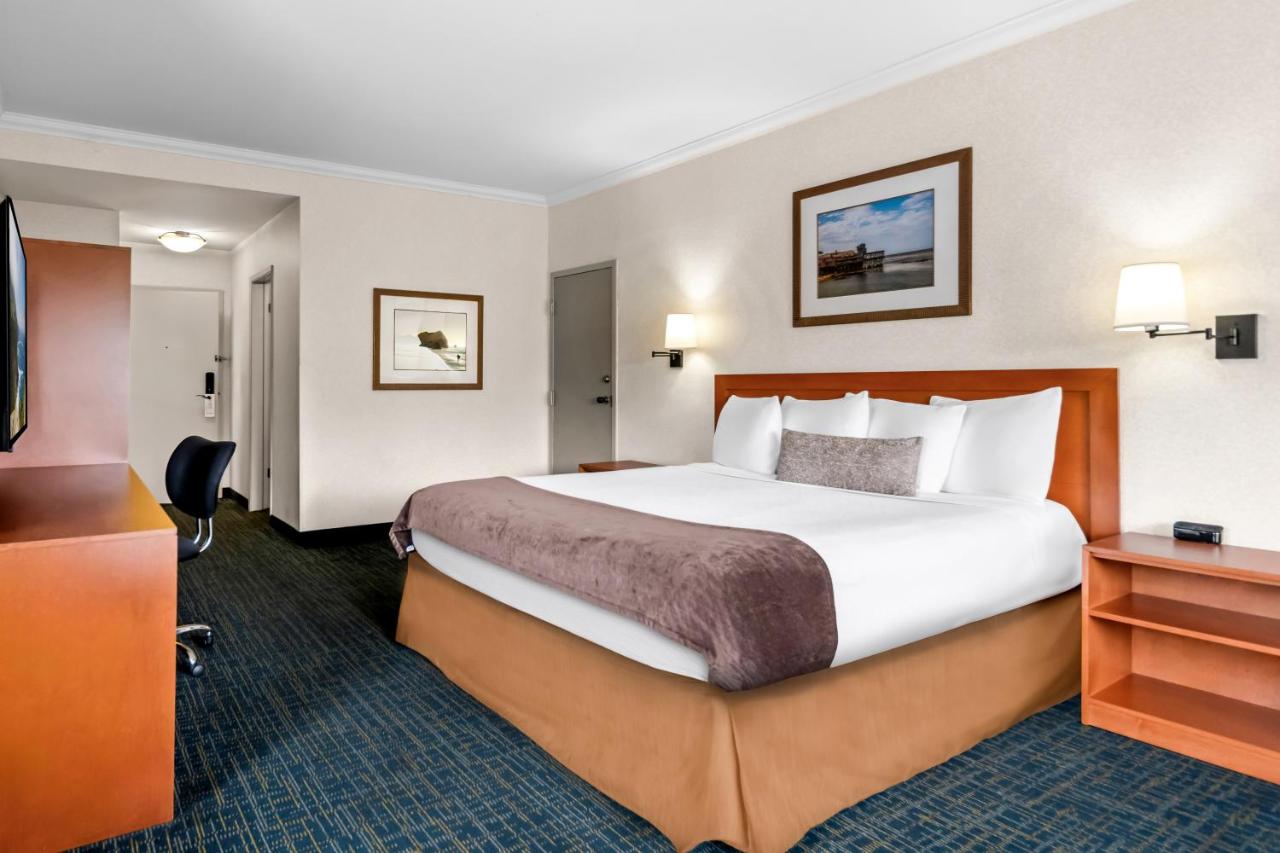 King Room with Sofa Bed - Disability Access/Non-Smoking at Best Western De Anza Inn