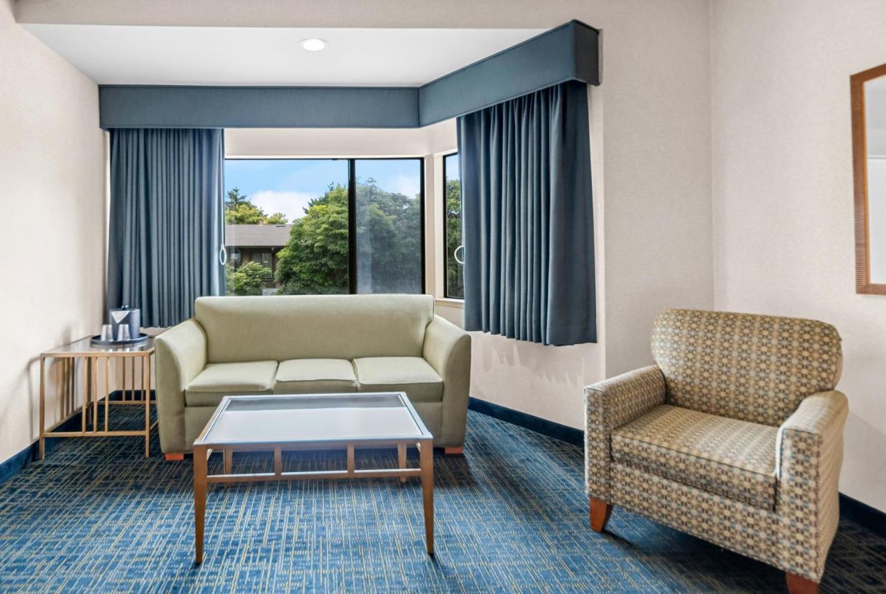 | Best Western De Anza Inn