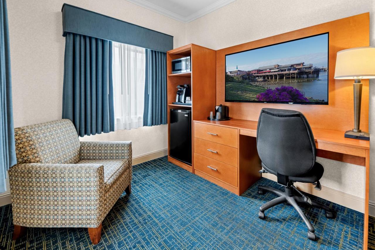 Queen Room - Non-Smoking at Best Western De Anza Inn