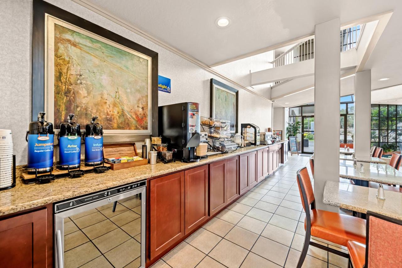  | Best Western De Anza Inn
