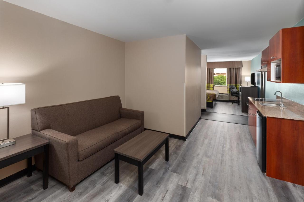 One-Bedroom Deluxe King Suite - Non-Smoking at Super 8 by Wyndham Lubbock West