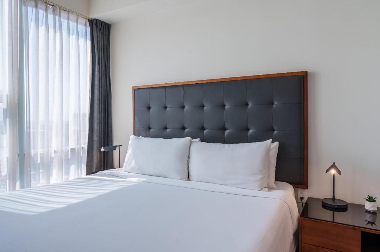 Two-Bedroom Suite at Level Los Angeles Downtown - South Olive