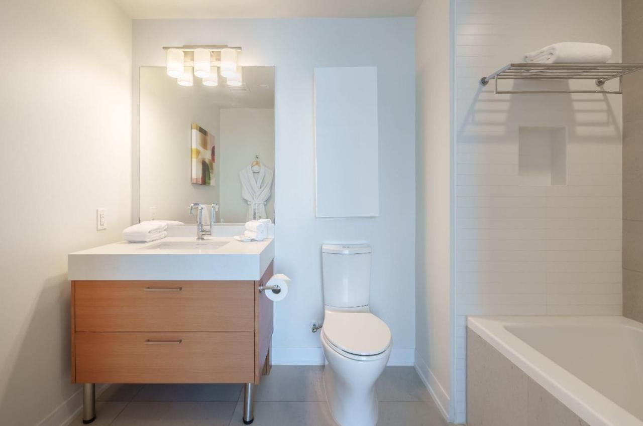 Two-Bedroom Suite at Level Los Angeles Downtown - South Olive