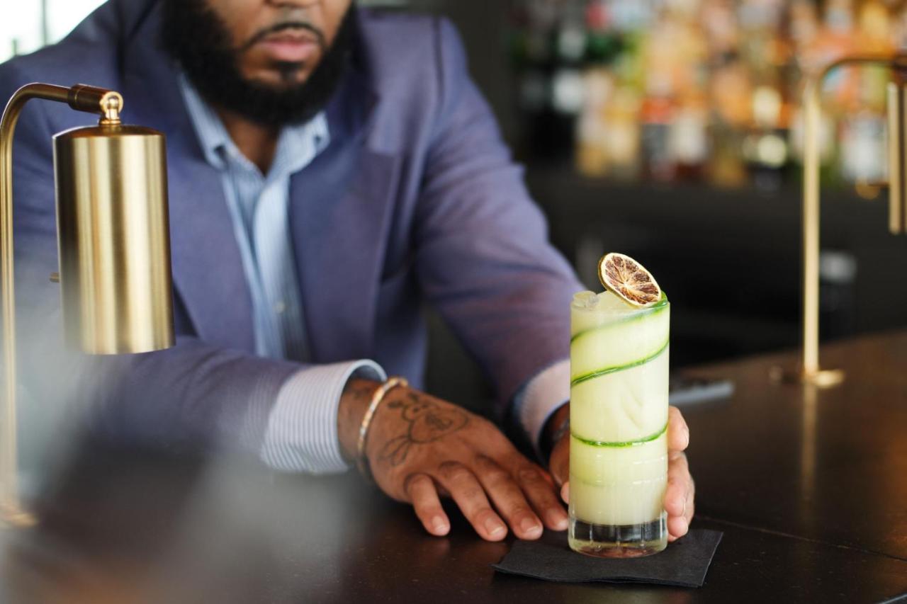 | The Westin Portland Harborview