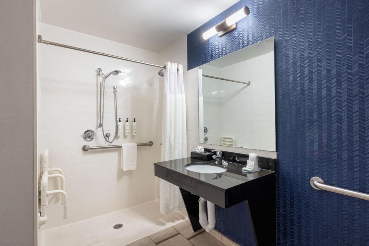 | Fairfield Inn & Suites by Marriott Smithfield Selma/I-95