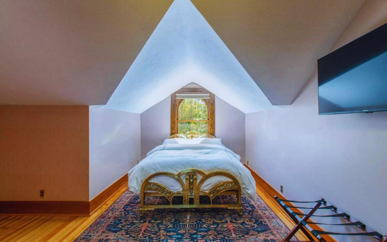 Holiday Home at Martha's Bed and Breakfast