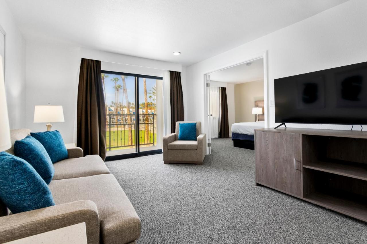 RKSV SUPERIOR KING SUITE WITH COURTYARD VIEW at Serene Vegas Boutique Hotel