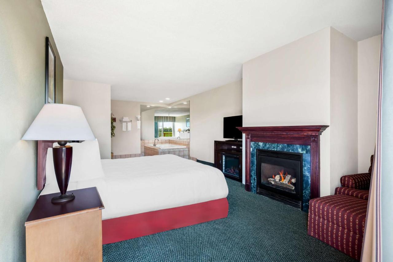| Best Western Annawan Inn