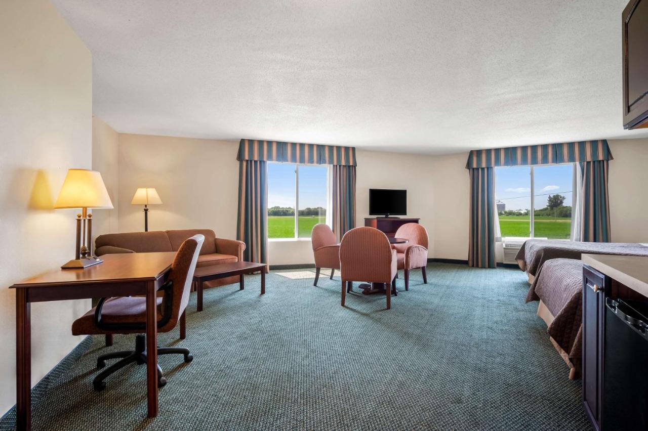 | Best Western Annawan Inn