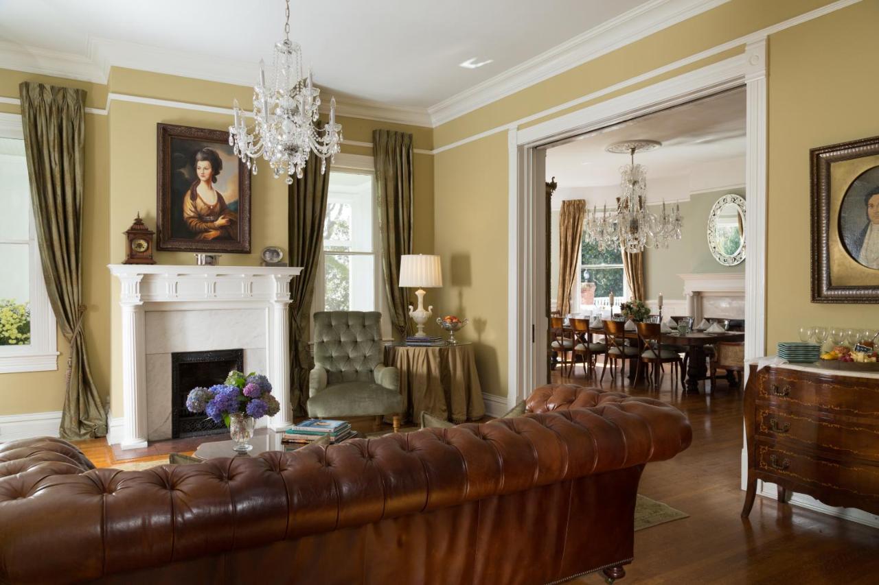 | The Twelve Oaks Bed & Breakfast
