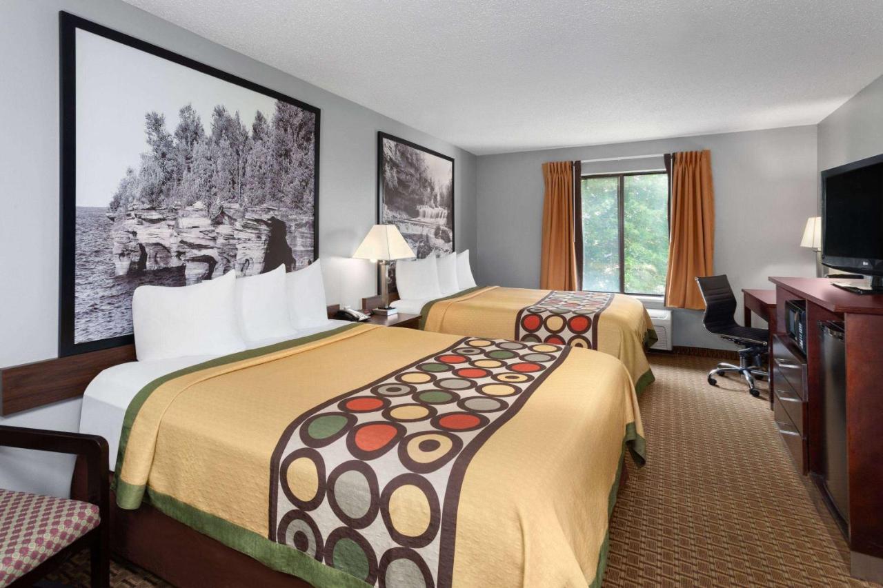 Queen Room with Two Queen Beds - Non-Smoking at Super 8 by Wyndham Sun Prairie/Madison E