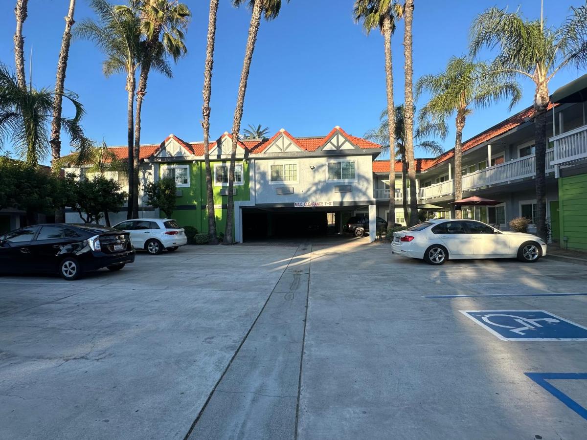  | Garden Inn San Gabriel